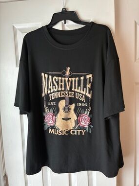 SHEIN Black Casual Top with Crew Neck